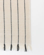 Load image into Gallery viewer, Amelia Table Runner