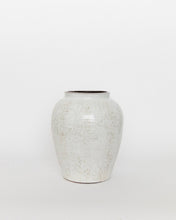 Load image into Gallery viewer, Delicate Florals Vase