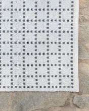 Load image into Gallery viewer, Burgos Indoor / Outdoor Reversible Rug
