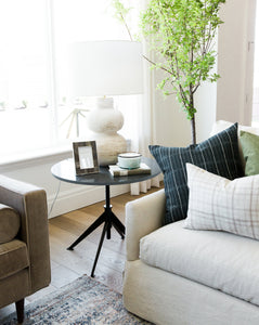 Malcom Adjustable Table