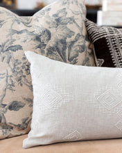 Load image into Gallery viewer, Jamille Woven Pillow Cover
